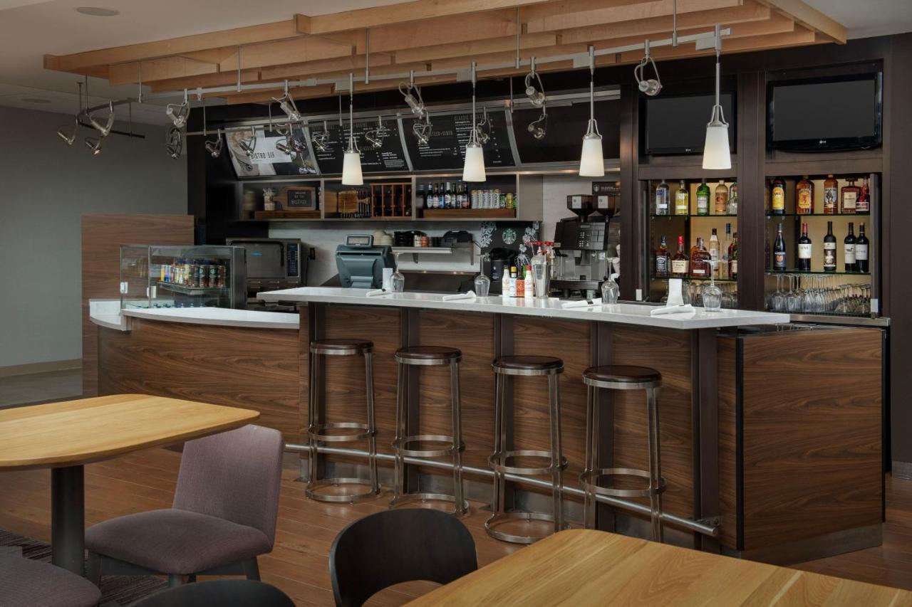 Courtyard By Marriott Dayton Hotel Beavercreek