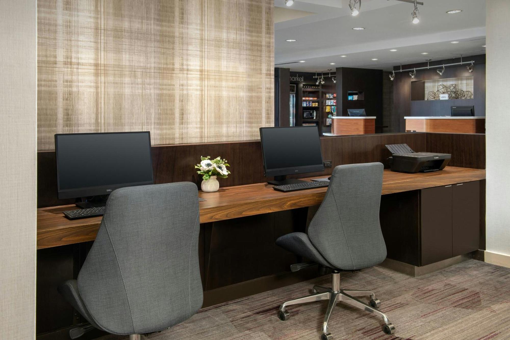 Hotel Courtyard By Marriott Dayton