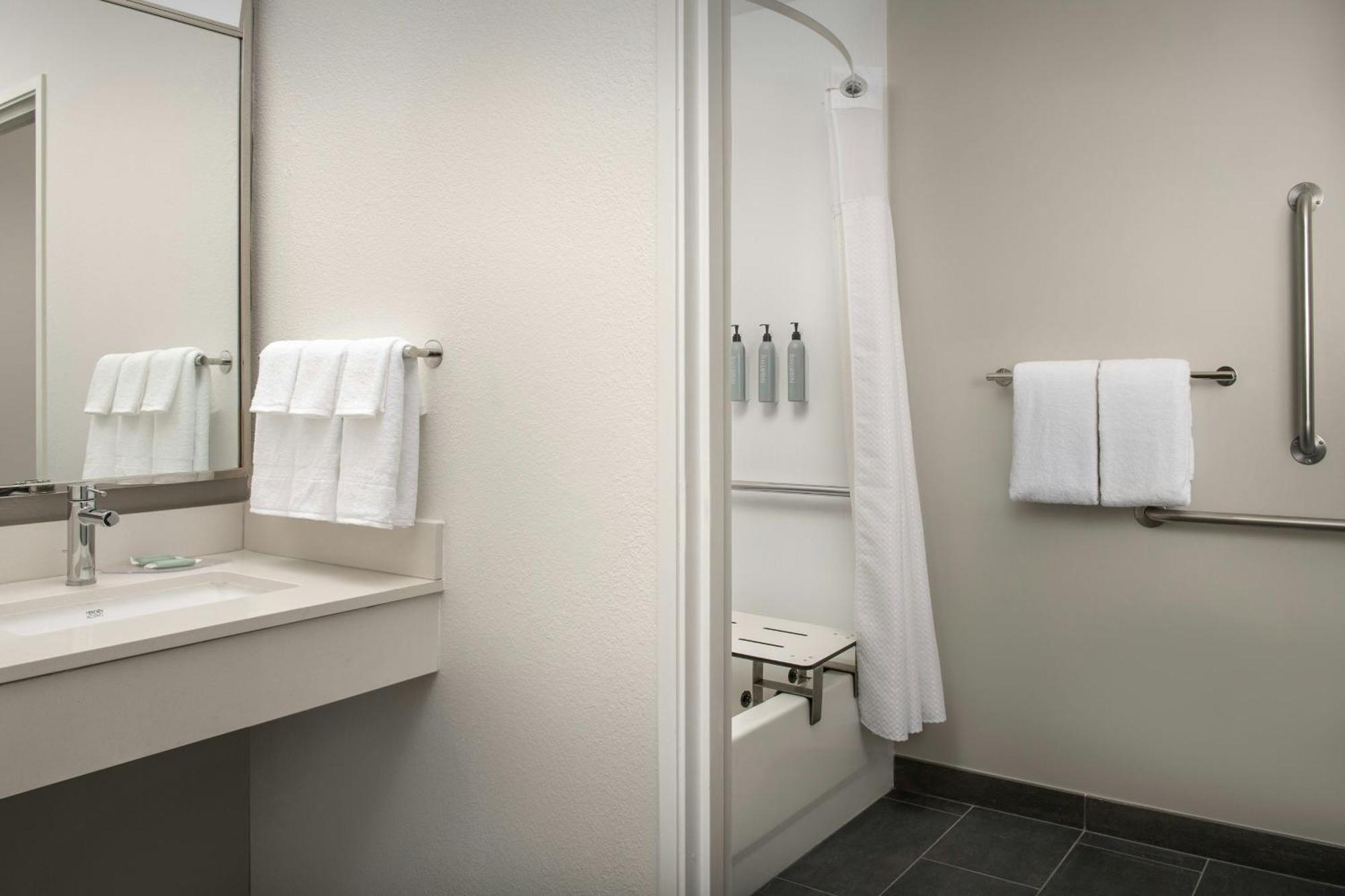 Hotel Courtyard By Marriott Dayton