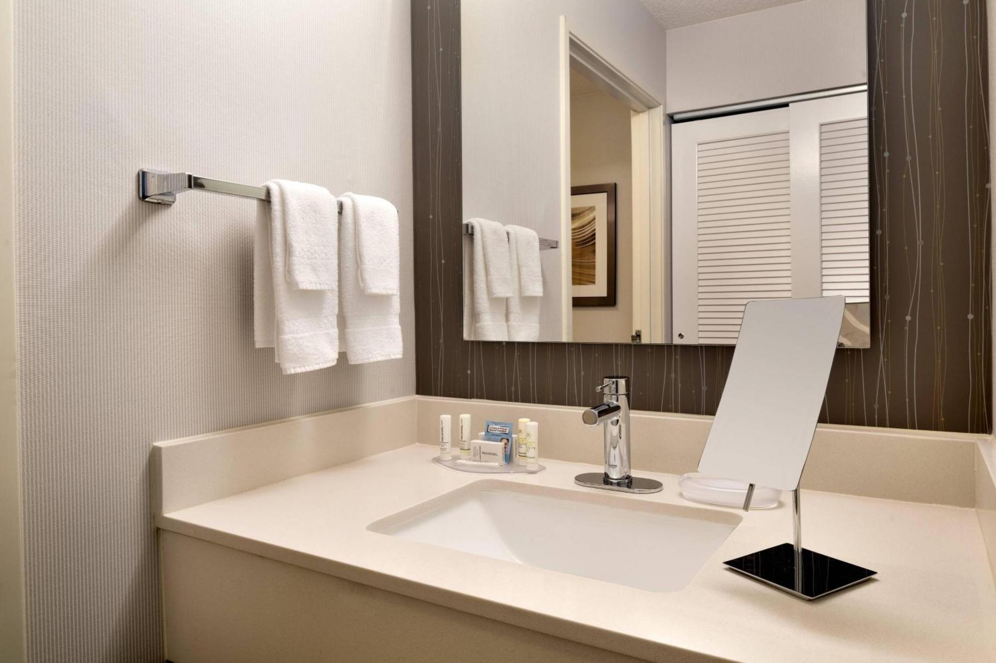 Courtyard By Marriott Dayton Beavercreek